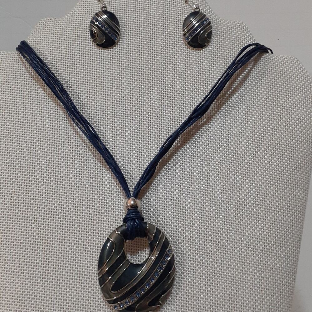 Christopher & Banks Women's Jewelry Necklace and Earrings.